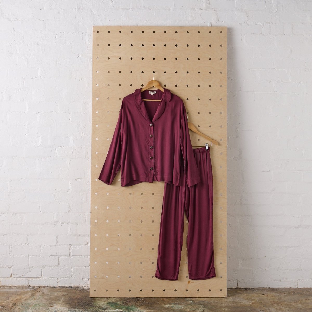 Bamboo Pyjamas: Classic Set in Burgundy-0